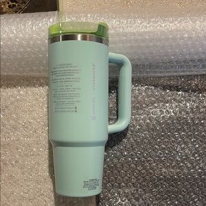 LATAM STANLEY + STARBUCKS Light Green Travel Cup